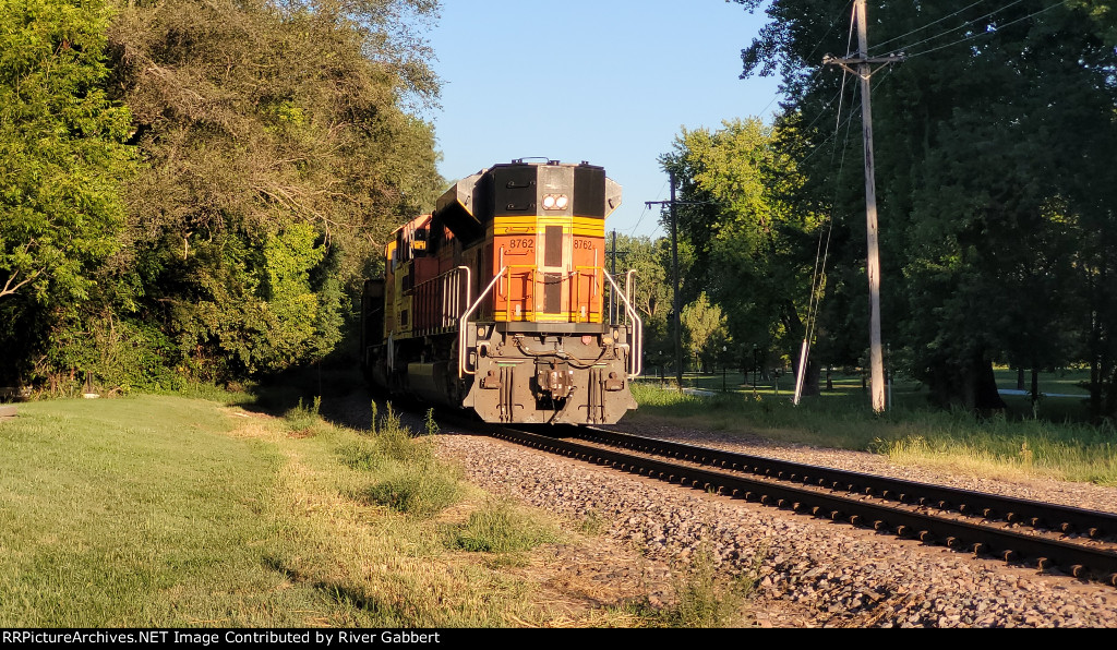 BNSF 8762